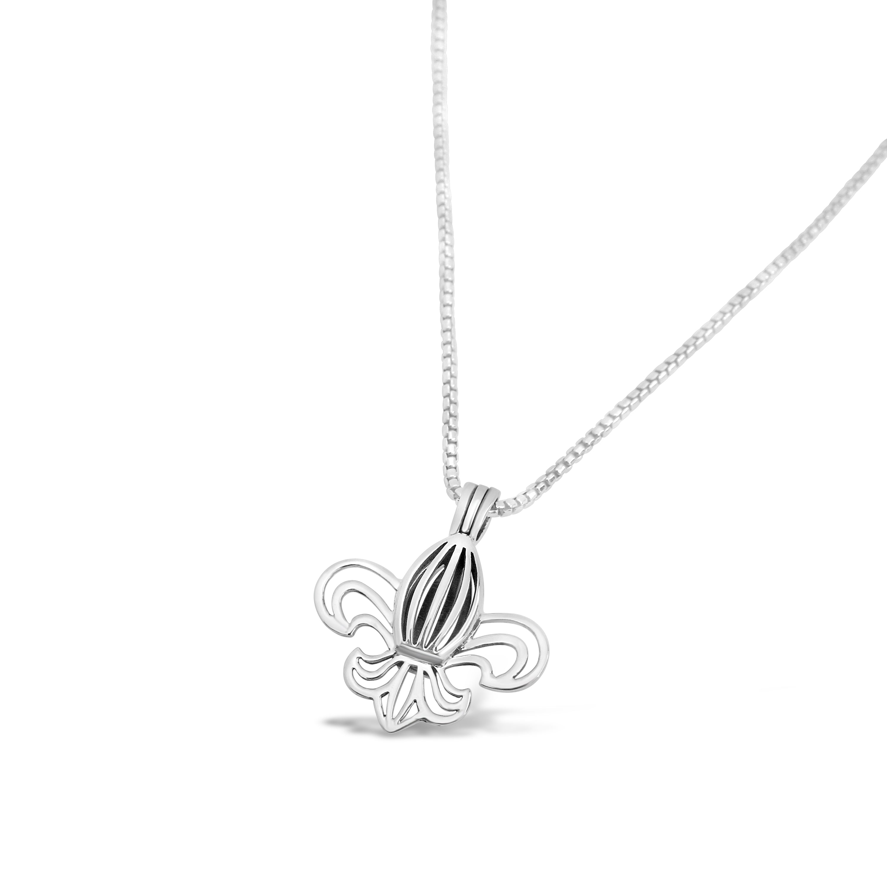 Fleur de Lis Oil Diffuser Cristy Cali