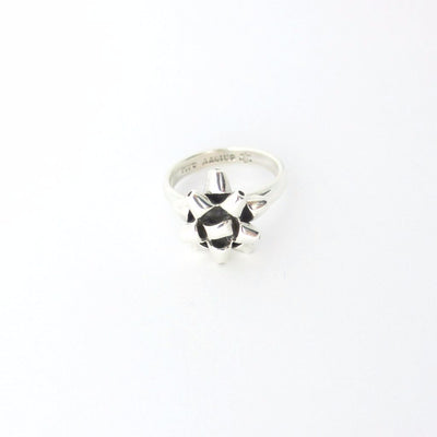 Present Bow Ring