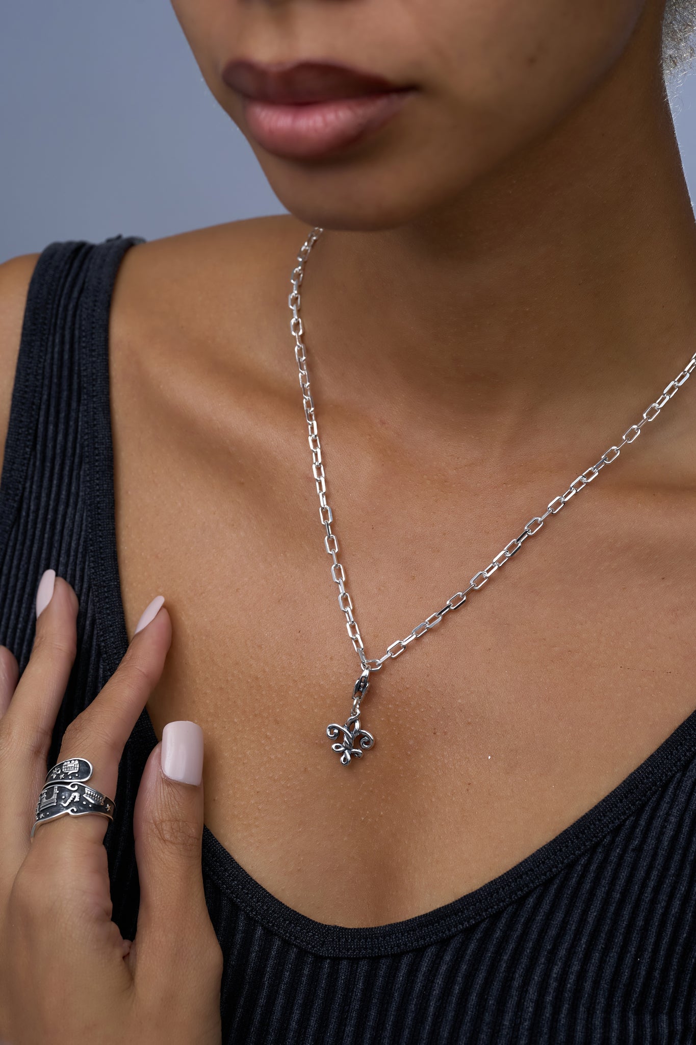 Fleur de Love Knot Clip Charm - Large