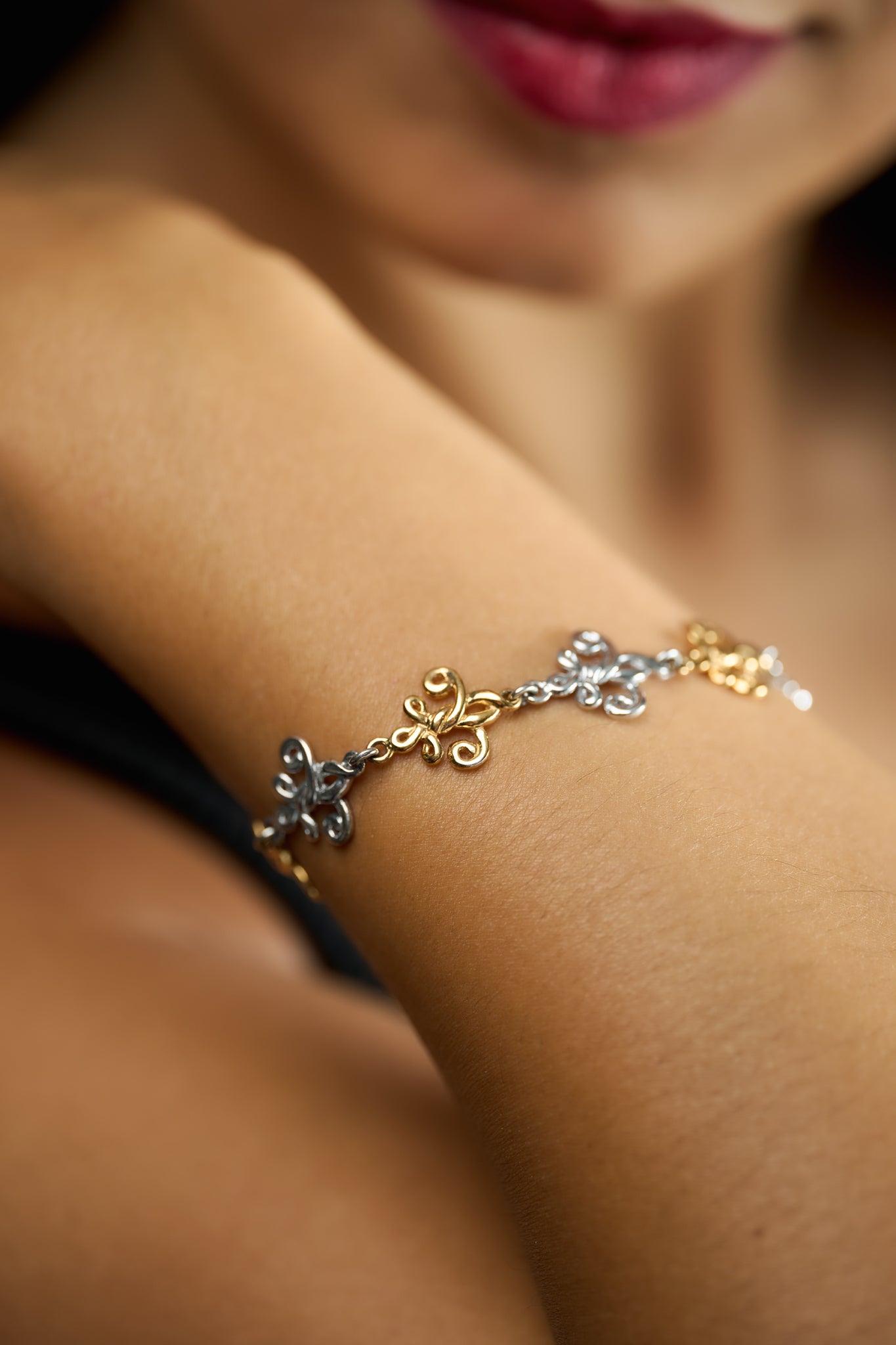 Fleur de Love Knot Link Bracelet Mixed 18K