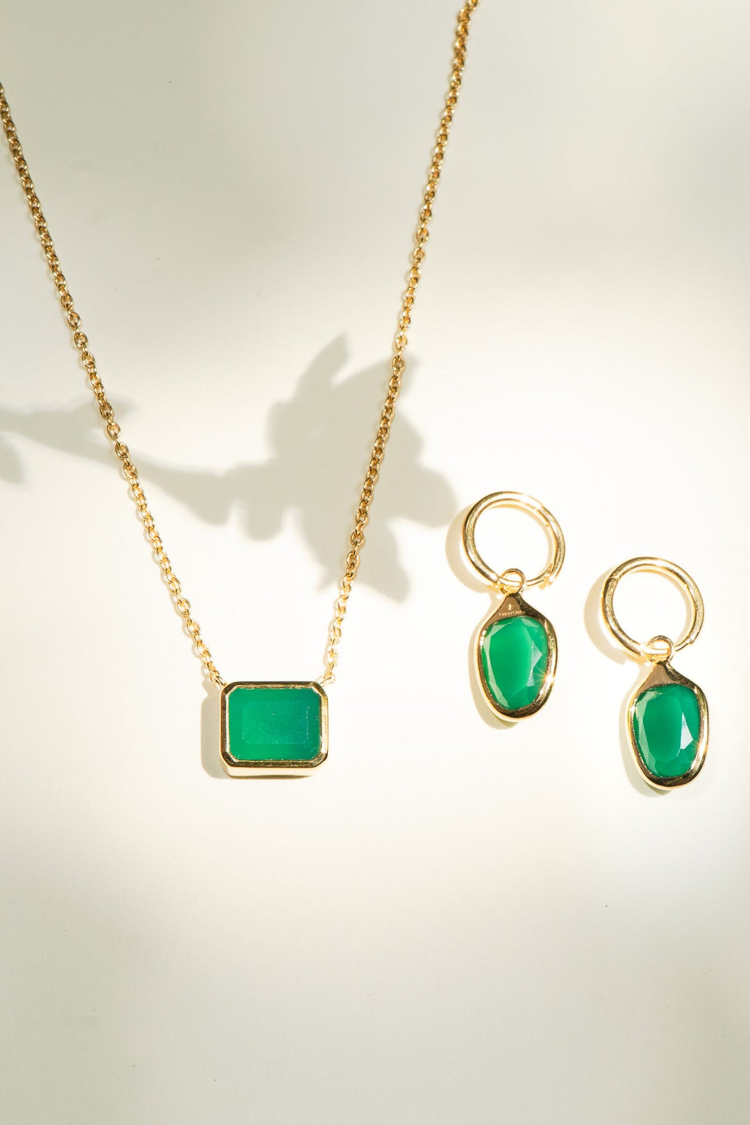 Green_Onyx_Grove_Gold_Collecti