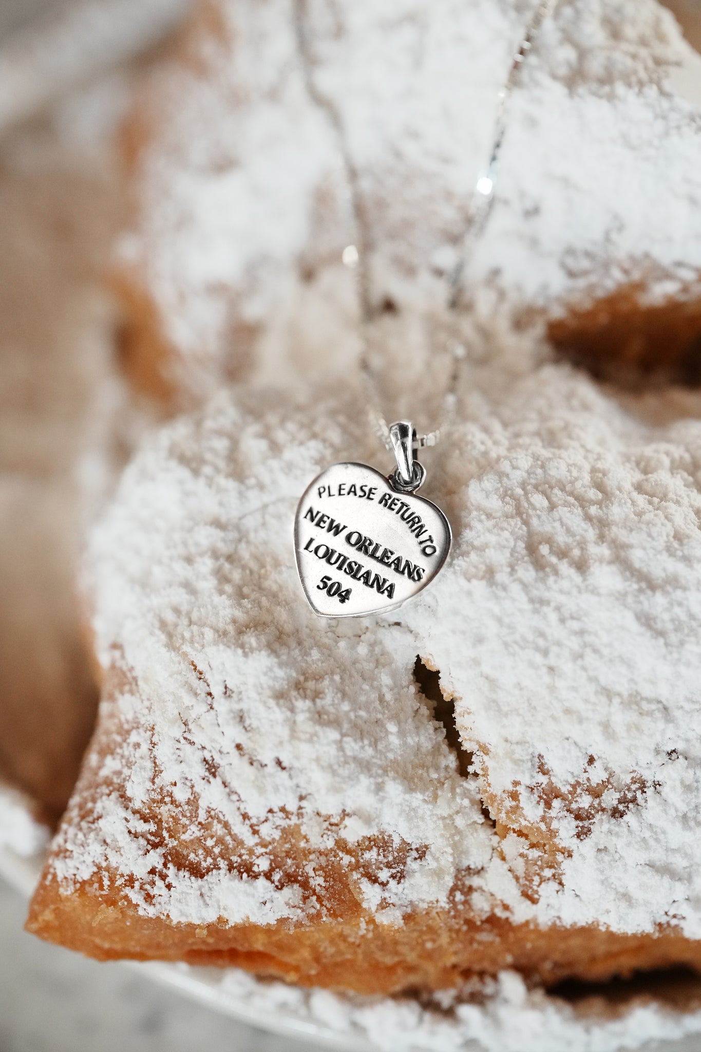 Please Return to New Orleans Heart Couture Charm – Cristy Cali