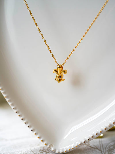 Trinity Nova Fleur de Lis Pendant Gold Vermeil PREORDER