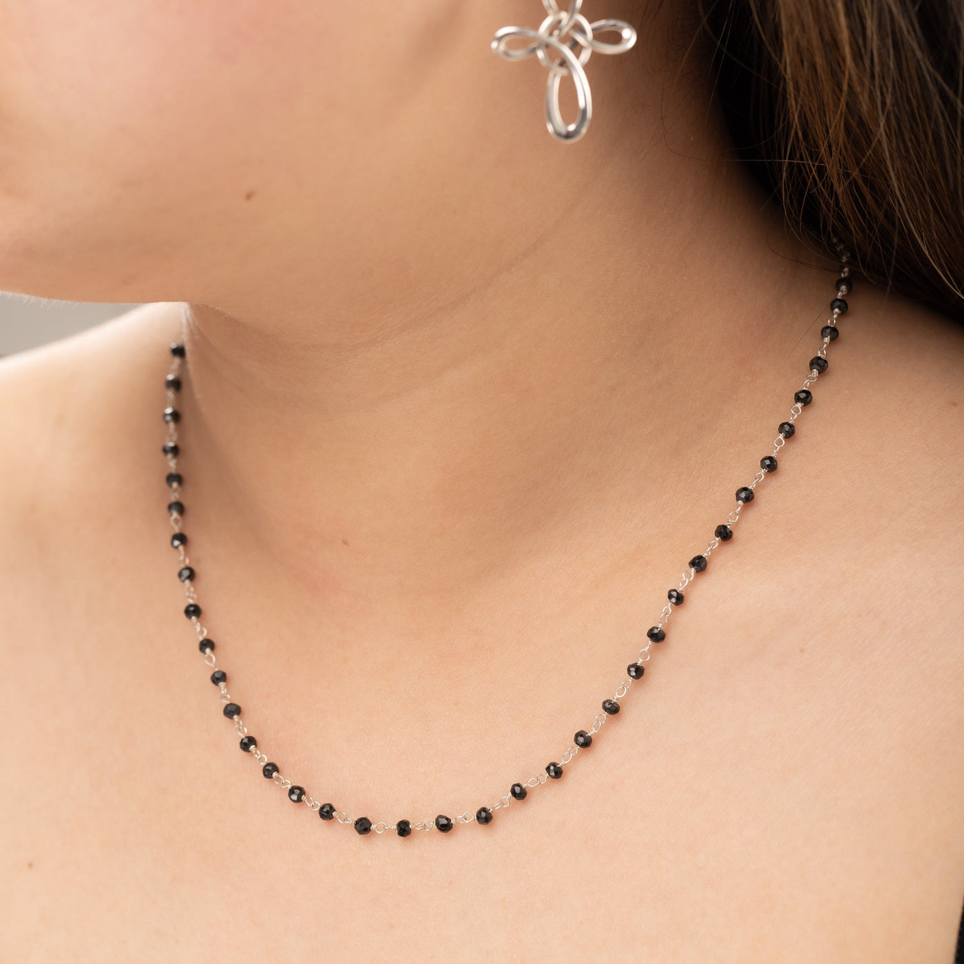 Raven Spinel Rosary Chain Signature Necklace