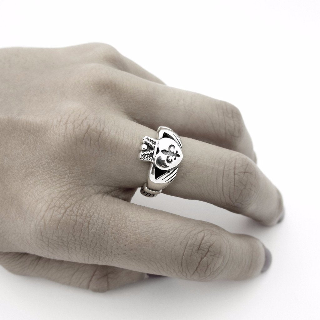 Fleur de Lis Claddagh Ring