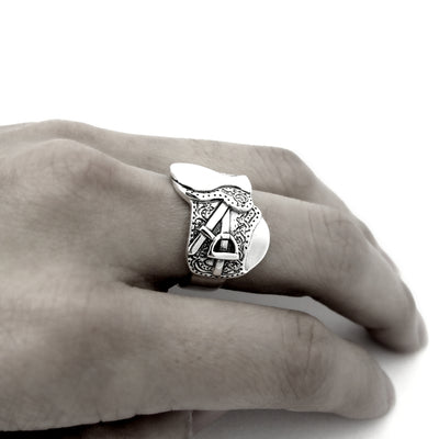 English Horse Saddle Ring